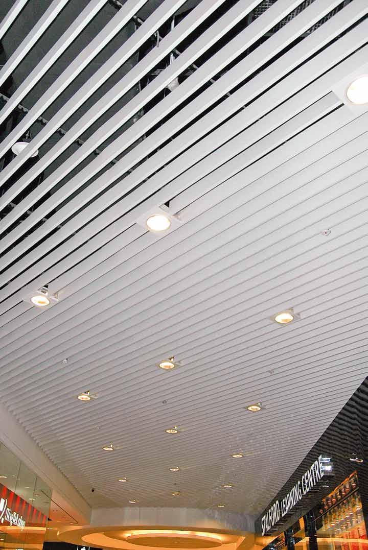 S 9M Baffle Ceiling OWAtecta Creates a unique and special room atmosphere Easy