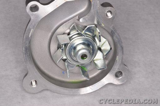Discard the water pump body O-ring. Replace it with a new item on installation.