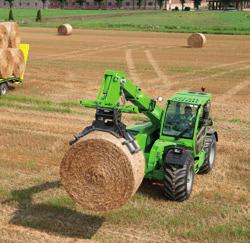 4 5 ADVANTAGES New Merlo Heavy Duty range The telehandler in agriculture according to Merlo We were the first to launch a range of telehandlers dedicated to agriculture in 1996.