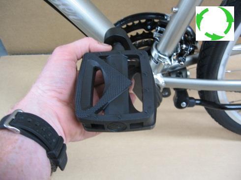 The left pedal has left-hand threads and must be installed in the left crankarm, tightening in a counterclockwise direction (5-C).