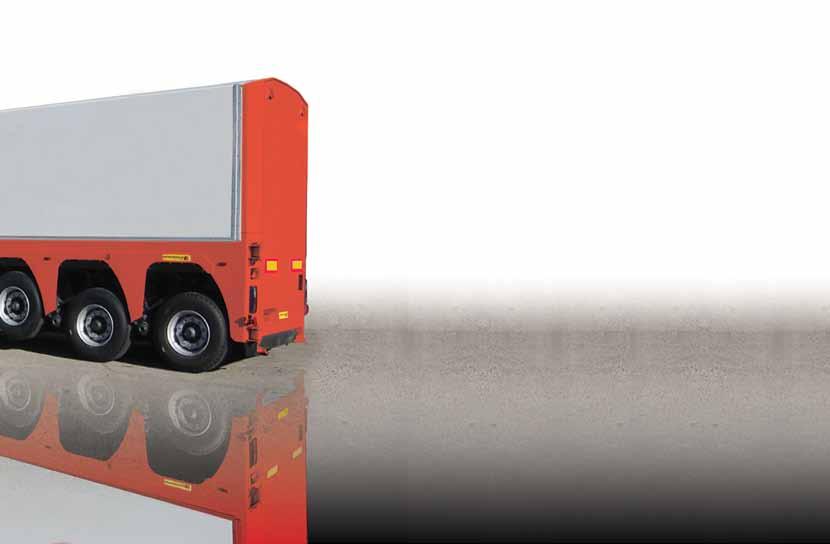 - Sealing tarpaulin to protect the load tunnel during journeys without frame - 12 mm wood floor to protect the load tunnel during journeys without frame - Reflective strip on the tilt and on the rear