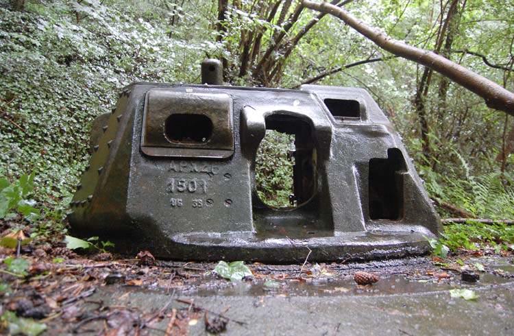 APX2 B tank turrets that were delivered to the Belgian army before 1940 Ondrej Filip, July 2008 Another APX2