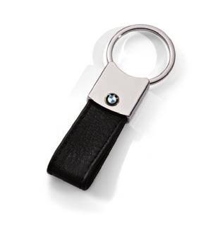 This key ring pendant perfectly complements the ladies handbag made from the same leather.