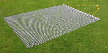 Rubber Dragmat size Weight 120x180cm 12kg(26lbs) 180x240cm 35kg(77lbs) 240x240cm 47kg(103lbs) Stainless steel scraper wire mats are