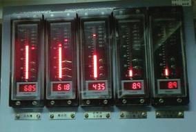 PB-1470 PB-1570 85~65 Vac / 18~36Vdc 4~0mA / 0~0mA ~10Vdc / 0~10Vdc Level Transducer Output signal 4~0mA/ 0~0mA ~10Vdc / 0~10Vdc Material of housing: Aluminum: K. X.