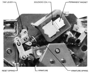KFE10002-E Figure 7. Schematic diagram of recloser's major electrical and mechanical components.