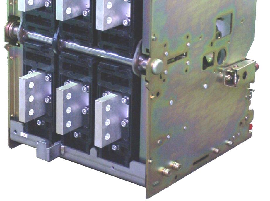 Position switches Control circuit terminals Auxiliary switches Control circuit contacts Lifting attachment Control terminal block cover Lifting hole (ø20mm) Arc gas barrier Draw-out arm