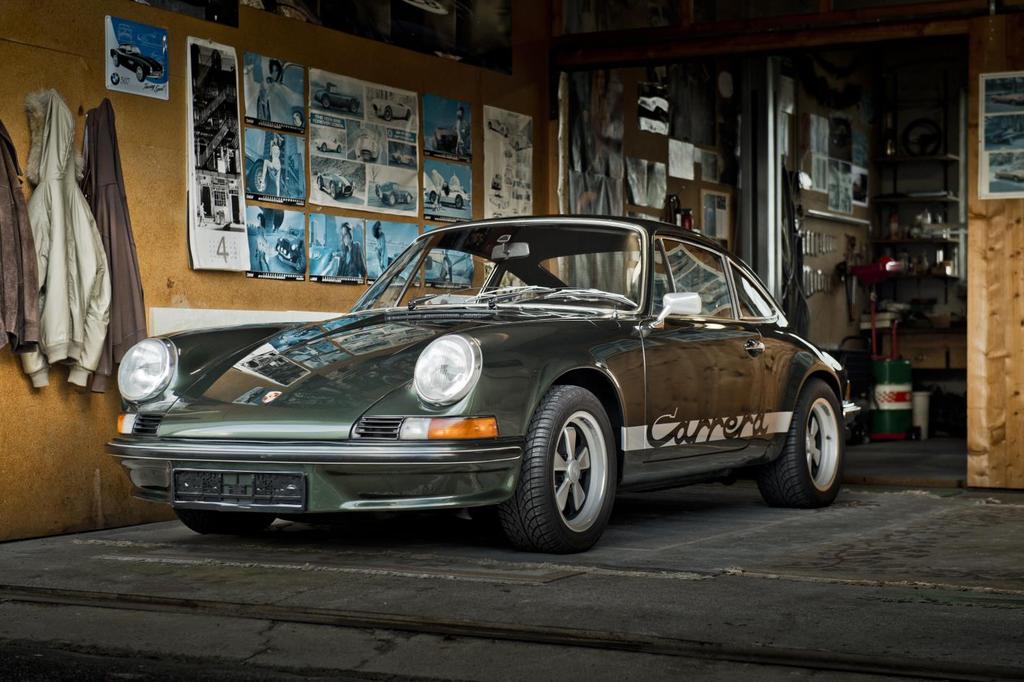1973 PORSCHE 911 CARRERA 2,7 RSH The basis for all Carrera RS cars was the homologation version RSH.