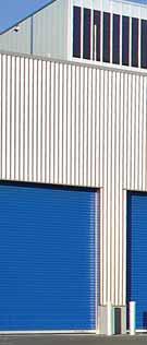 Hörmann offers you tailored solutions for every application: for instance fully-glazed ALS sectional doors for a clear view of interiors or thermallyinsulated, double-skinned 80-mm thick DPU doors