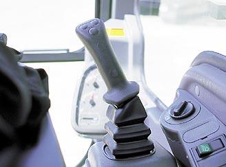 The operator instantly knows the operating conditions of the excavators major systems.