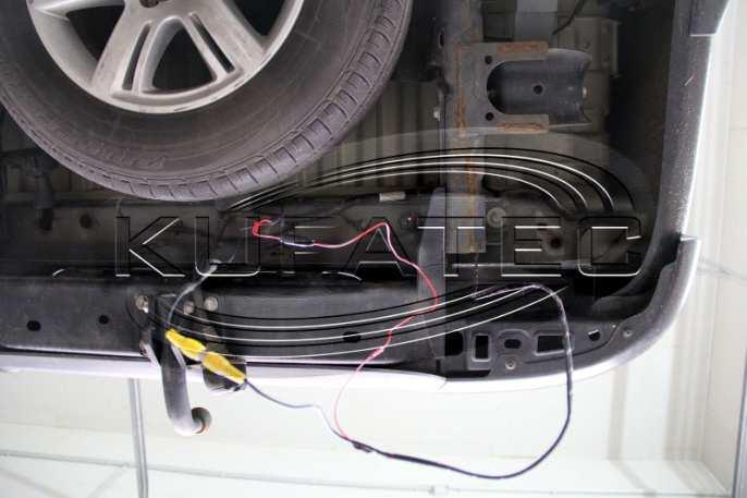 Connect the wire form the rear-view camera to the
