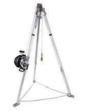 13 m) ALUMINUM TRIPOD 8000000 Weight: 47 lbs (21.15 kg) Advanced Tripods are constructed of lightweight tubular aluminum with a rugged steel head assembly.