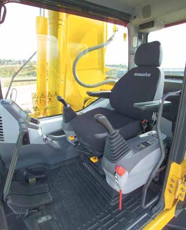 PC290-7 H YDRAULIC EXCAVATOR WORKING ENVIRONMENT PC290-7 s cab interior is spacious and provides a comfortable working environment