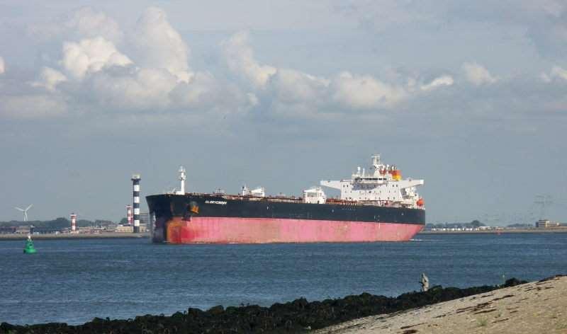 Case - Retrofit Market 156,000 DWT Crude Oil Carrier - Kappel and Mewis duct 156,000 DWT crude oil carrier MAN B&W 6S70MC 18,660 kw @ 91 rpm 8.