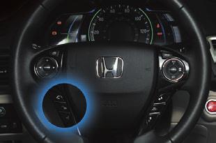 How It Works VOICE RECOGNITION The voice control system uses the steering wheel buttons and the ceiling microphone.