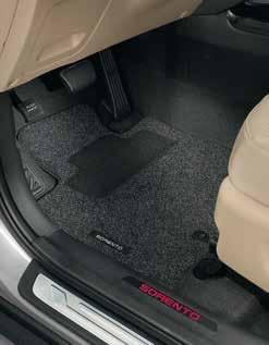 For extreme weather conditions, it is recommended to use the Kia Genuine all weather mats. To meet all life style requirements a full range of trunk protection is available.