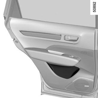 PASSENGER COMPARTMENT STORAGE, FITTINGS (5/5) 17 18 Rear armrest with cup holder Pull down the armrest 17.