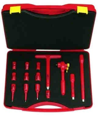 set f safety tls 1000V, 9 parts includes: knife fr cables and insulatin side cutter 160 mm cmbinatin plier 190 mm telephne plier 200 mm multigrip plier 250 mm screwdrivers 100 x 4 mm,