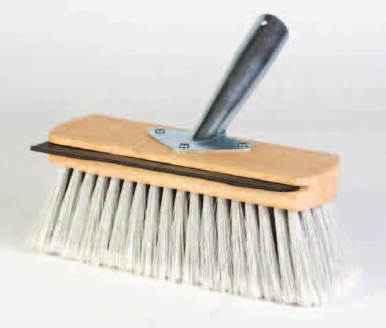 69 White Tampico, 2 Trim, with Bracket WINDOW WASHING BRUSH WITH BRACKET AND SQUEEGEE Combination brush and squeegee for thorough washing and fast drying.