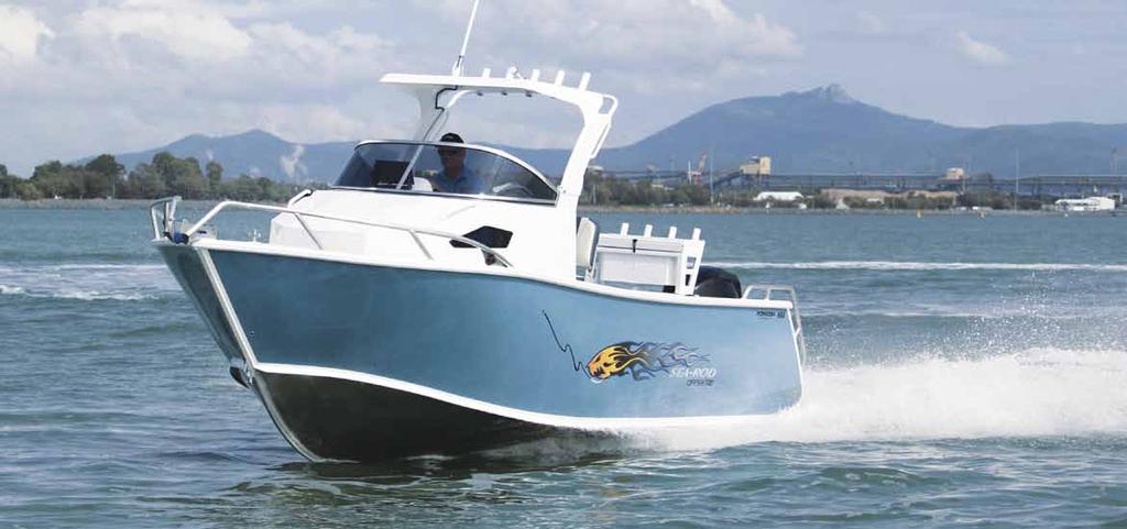 CENTRE CABIN KEY FEATURES 550,, 620, 660, 700, 740 SELF-DRAINING ALUMINIUM DECK HIGH TENSILE 5083 PLATE HULL ALI CABIN WITH ROCKET LAUNCHER SEASTAR HYDRAULIC STEERING SYSTEM FOLDING TRANSOM DOOR 550,