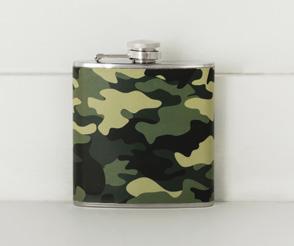 AMERICAN FLAG FLASK CAMO PATTERNED FLASK 3083 ³ Holds 6 oz ³ Faux leather wrapped stainless steel ³