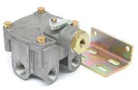 DEL: (4) 1/2 NPT CON: (1) 4PSI R12 Relay valve is used to rapidly apply and release rear axle(s) service