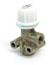 Minimum Closing Pressure 85PSI PORT SIZE: 3/8 Accepts a signal from two sources and delivers it to a common outlet.