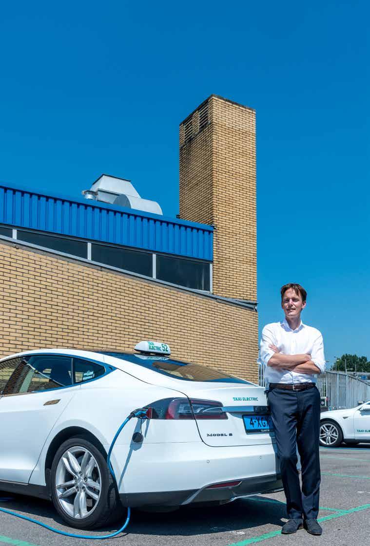 Making money in a sustainable way Ruud Zandvliet Founder Taxi Electric We chose to launch in Amsterdam because it s the largest taxi market in the Netherlands and Amsterdam already had installed a