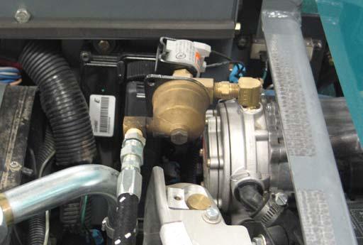 FUEL FILTER (LPG) NOTE: Close the LPG tank service valve and operate the engine until it stops from lack of fuel before working on