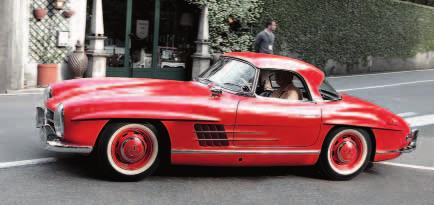 It s rather like a group of friends meeting up. 4 It doesn t come more original: Heiko Seekamp s Mercedes-Benz 300 SL from 1962.