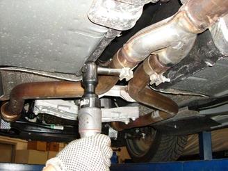 the parts necessary for the installation of your new Borla Performance Rear Section Exhaust System. Figure 1 Note: This system is a dual-split tip design exiting the rear valence.