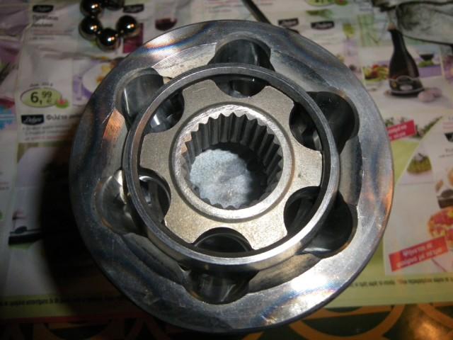 The CV joint appeared to be a little worn out but with the rearrangement of the balls, carrier