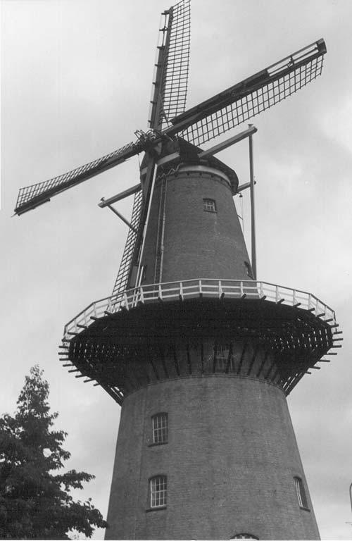 1 / Introduction 5 Figure 1.2 Dutch windmill (R. Flack).