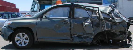 2009-76-073 ESC+curtains Case vehicle struck in left rear