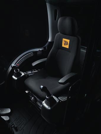 The JS220 s cab and controls are independently adjustable so that it s easy
