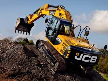 9 JCB s optional quickhitch system makes attachment changing fast and easy, and