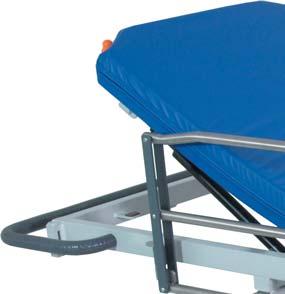 COUCHES AND STRETCHERS EMERGENCY STRETCHER Excellent capacity of transport and easy