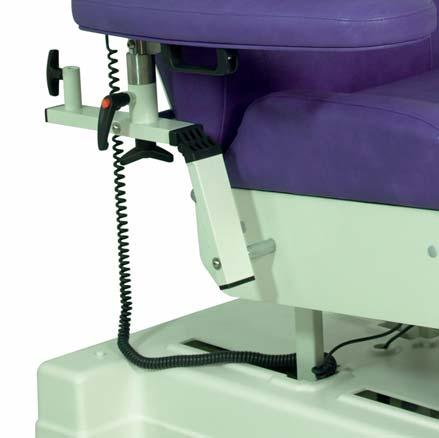 Backrest and footrest can be moved both independently or simultaneously. Adjustable height from 550 to 900 mm.