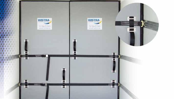 WISTRA cold safe wall A division is possible for large cold safe walls. The cold safe wall shown here is additionally fixed to the existing lashing tracks.