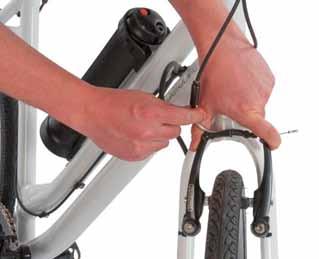 18 User Guide 19 Removing the front wheel Removing the rear wheel Detach the