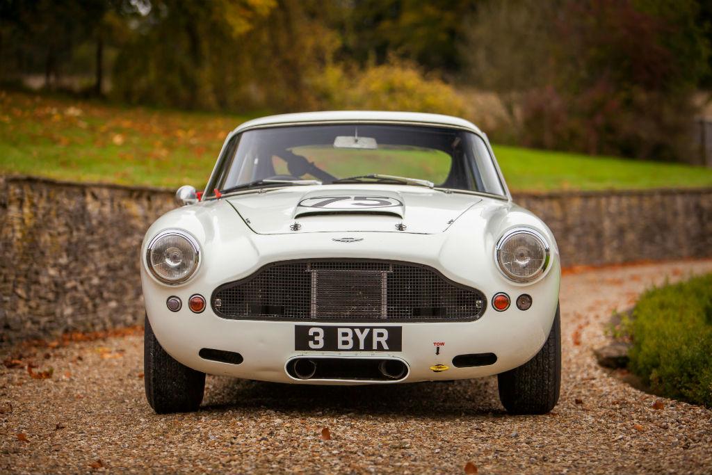 A significant step forward with the DB4 was the use of Carrozzeria Touring's Superleggera body construction, which employed a lightweight