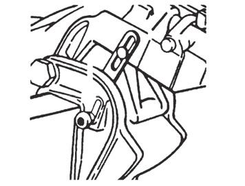 . Operate the Power Tilt switch and tilt the outboard motor down until the motor touches to the thrust rod. UP DN 7 DN UP JNOF0405-0 ENOF00067-C. LOCK. UN-LOCK.