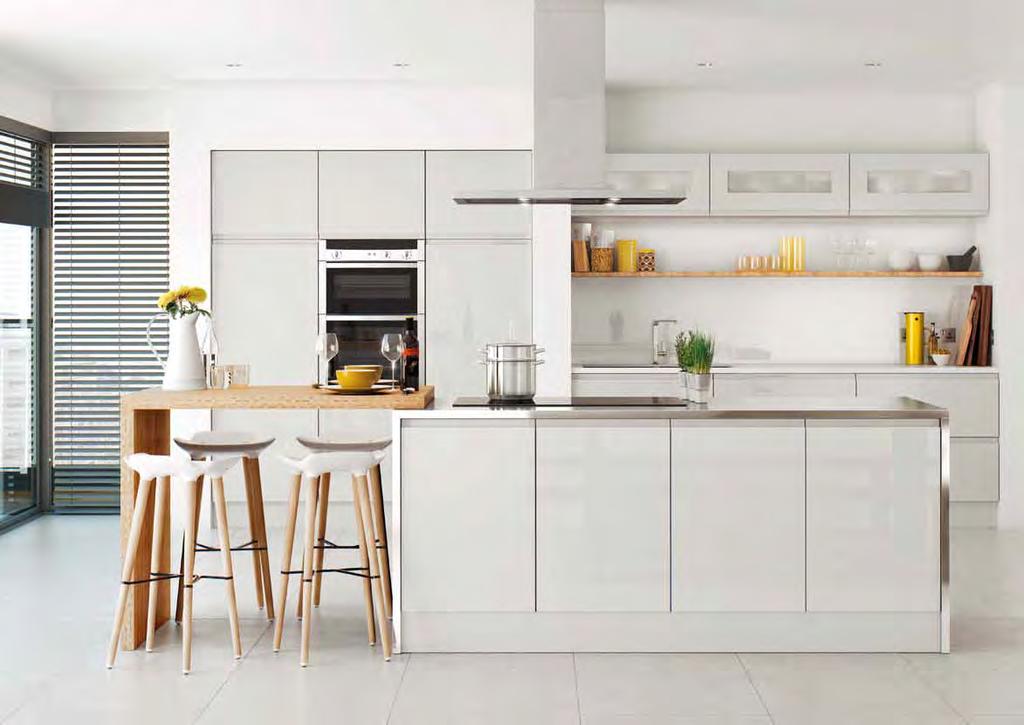 Lucente Grey (high gloss) For a sleek and contemporary kitchen choose the ultra chic Lucente Grey handleless door.
