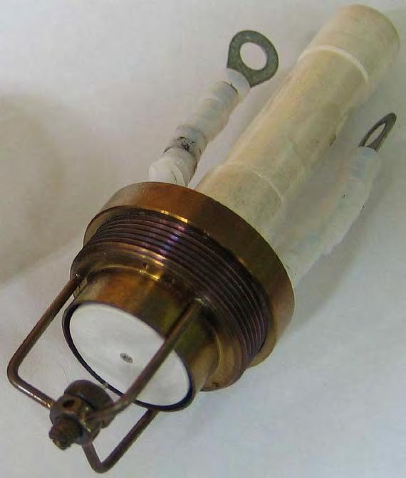 For this reason a number of variants for combining the ceramic insulator and heating element (most made of platinum wire) were designed and tested.