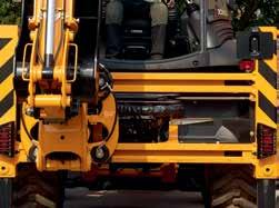 8 JCB s ergonomic seat-mounted excavator-style controls (a standard-fit on our Easy and Advance Easy Control machines) make for great manoeuvrability, fingertip control and