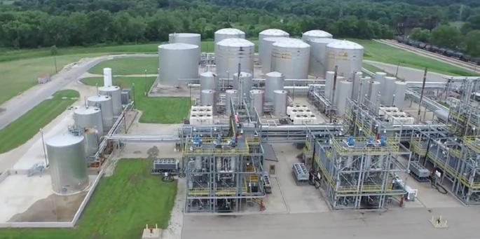 OK, so how does feedstock flexibility work? For a skilled biodiesel producer, feedstock doesn t matter much when it comes to the quality of the end product.