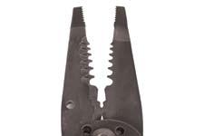 83E: 10-18/12-20 AWG 84E: 20-30/22-32 AWG The RIDG-BACK Advantage! A Staggered Design Means The Blade, Not You, Provides More Cutting Force Required Hand Force Is Reduced Up To 50%.