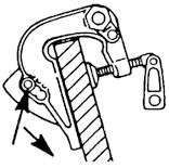ENGINE OPERATION 0. Trim angle The trim angle of the outboard motor can be adjusted to suit the transom angle of the hull, and load conditions.