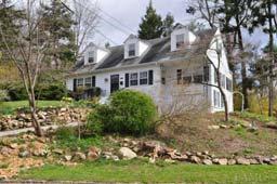 Tarrytown, NY - School District 2012 Home Sales Report - Page 5 MLS #: 3208060 SOLD Address: 126 Rosehill Ave List Price: $579,000