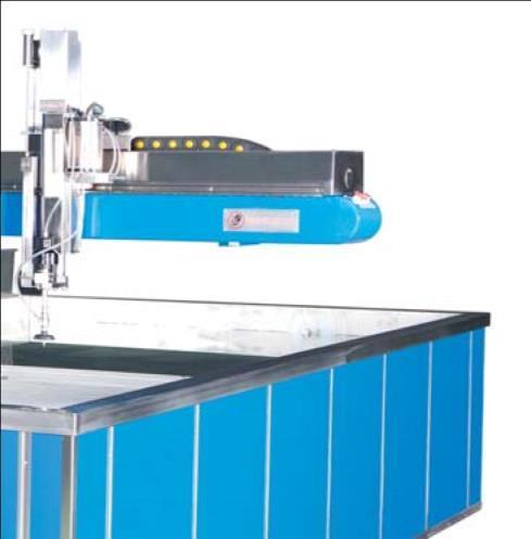 life. Ball screw and linear straight rails, ensuring machine stability and accuracy.